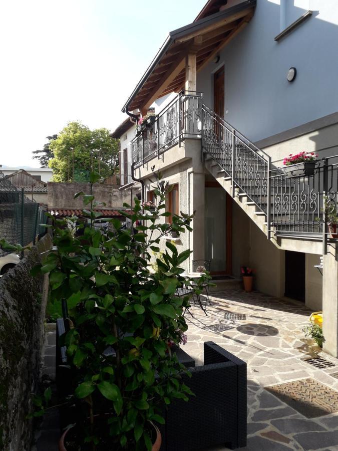 Hotel Casa Liberty Mandello del Lario Exterior foto